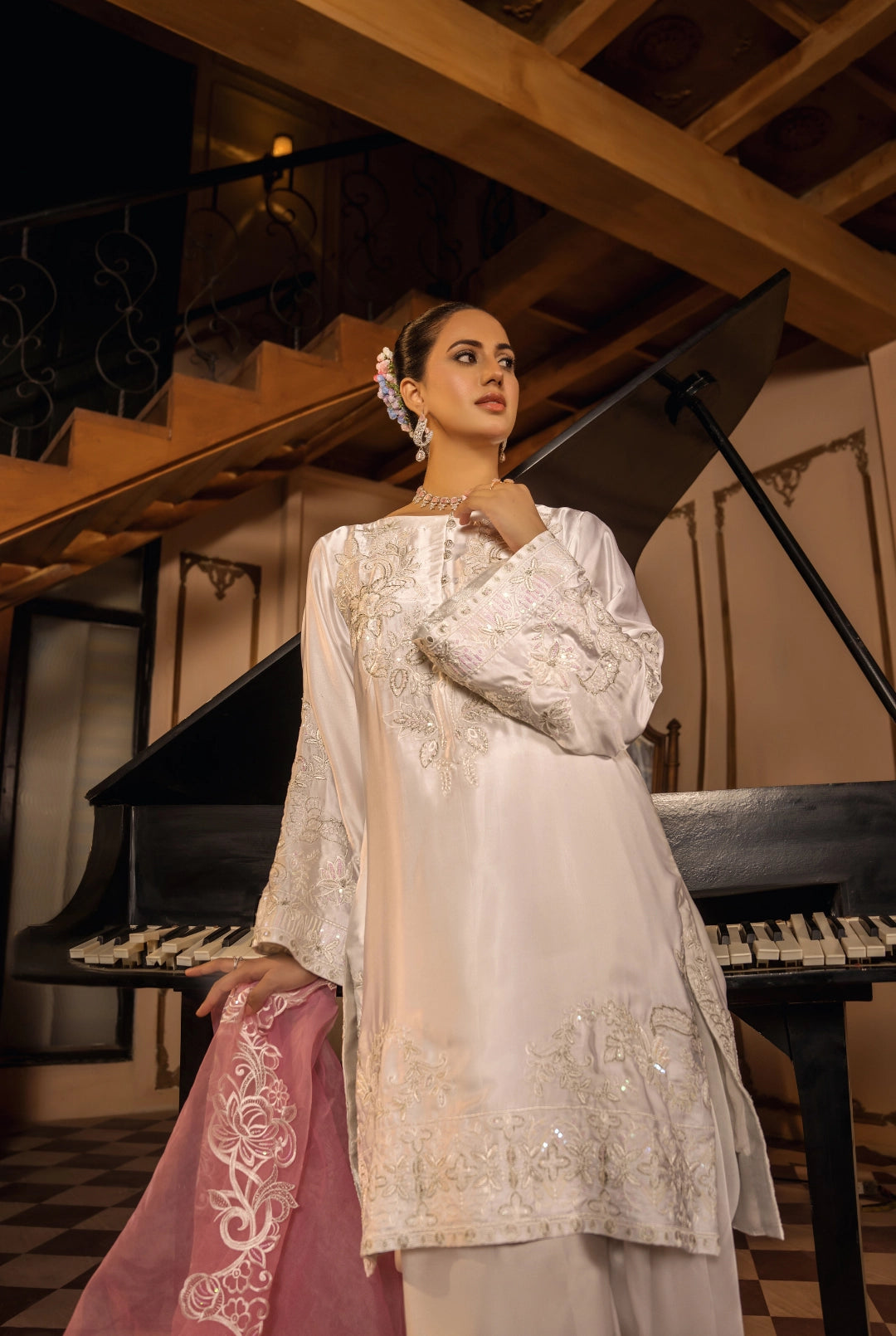 Blush Ivory Etoile